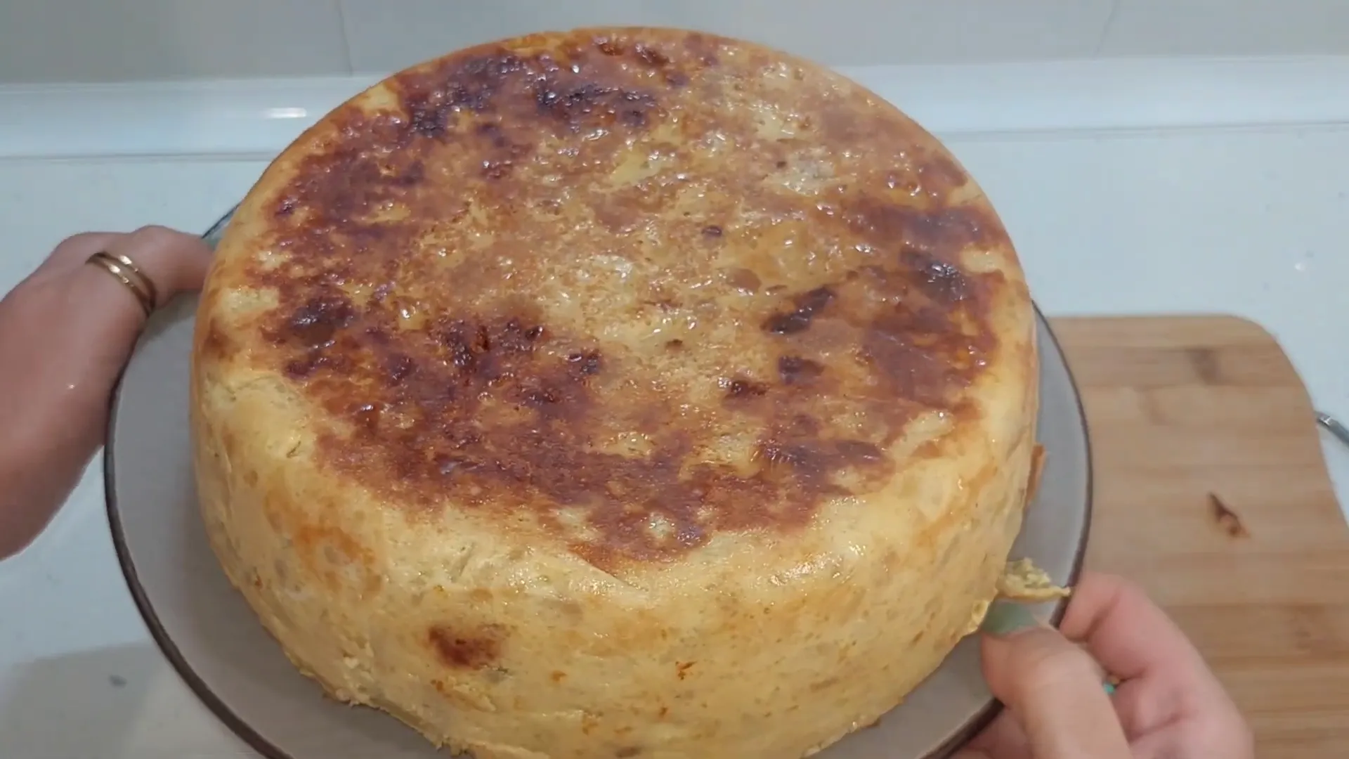 Tortilla de patatas lista para servir