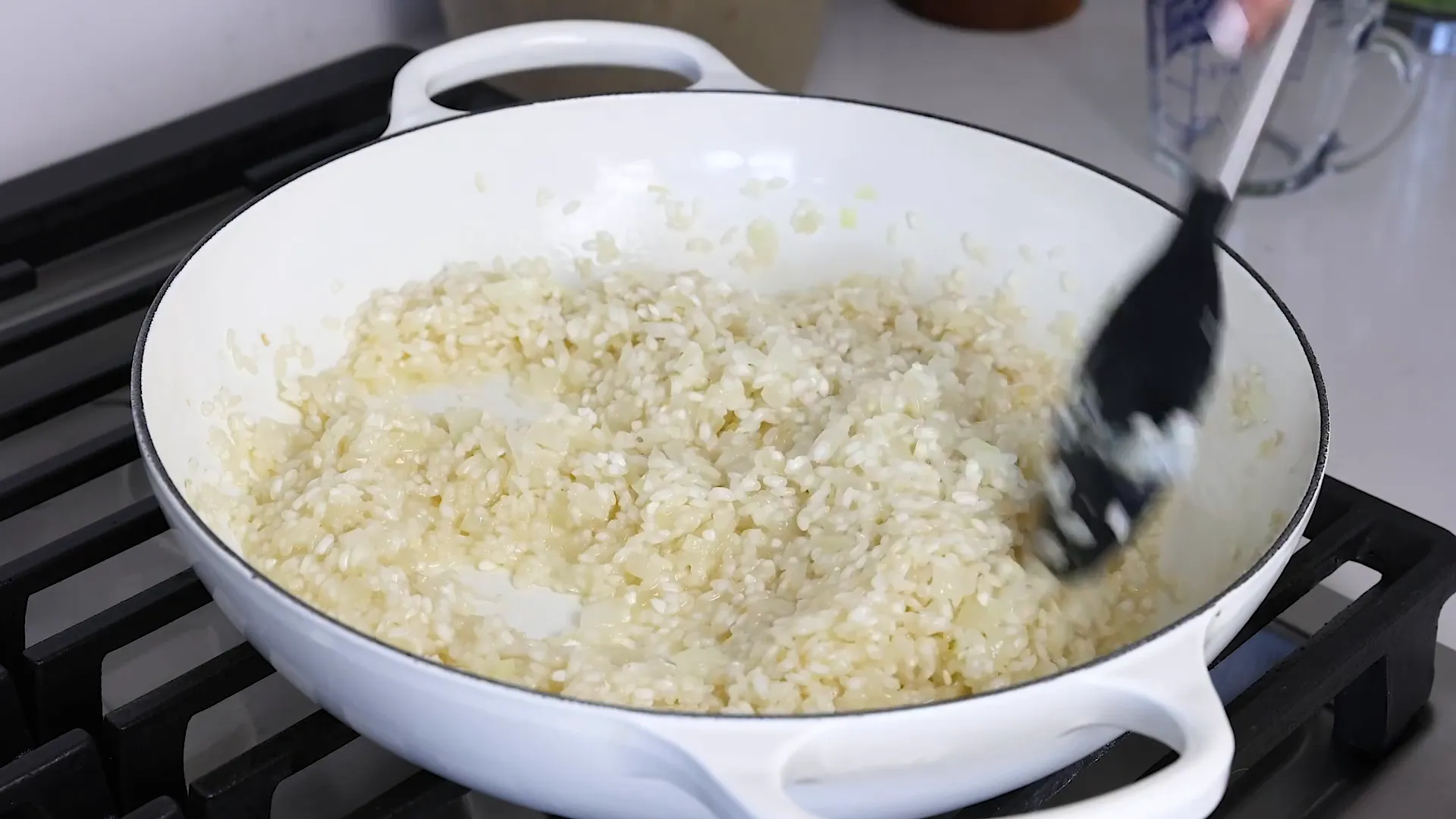 Absorbing wine in rice