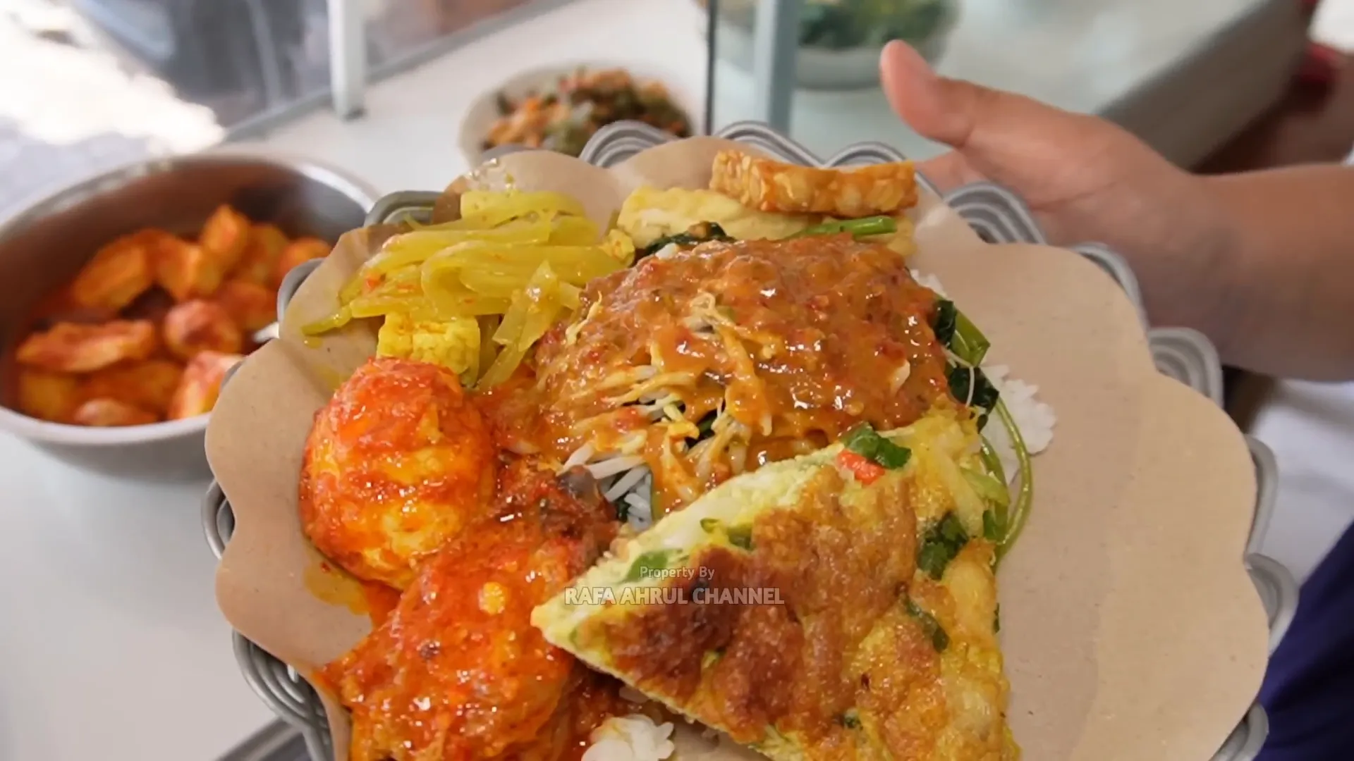 Daftar harga dan porsi pecel lodeh serta lauk tambahan