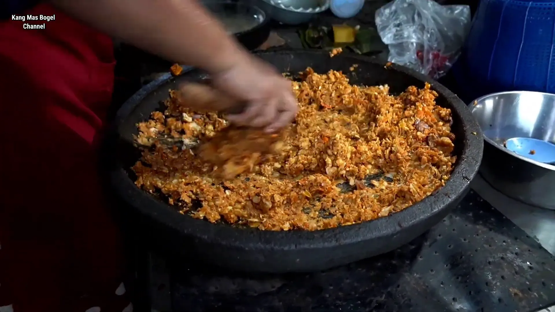 Tempe goreng dan sambel tempe khas Sego Tabok'an