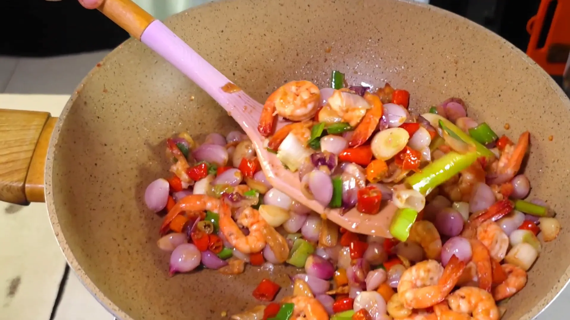 Oseng bawang udang masakan jadul dengan terasi yang gurih