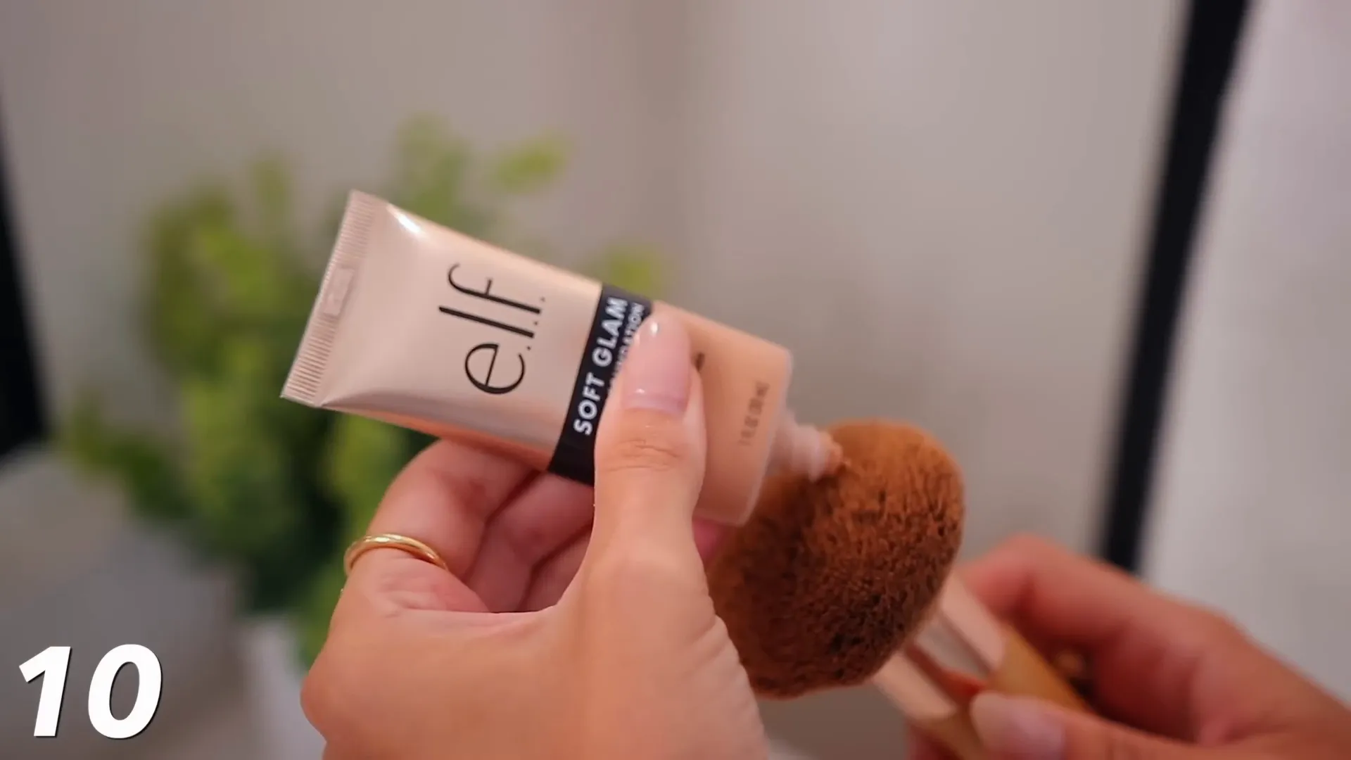 e.l.f. Soft Glam Satin Foundation