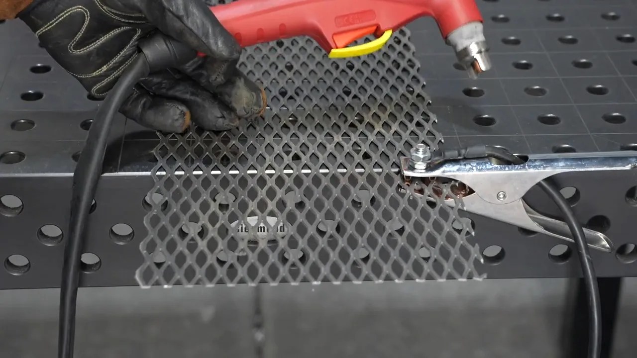 Cutting expanded metal with BestArc plasma cutter