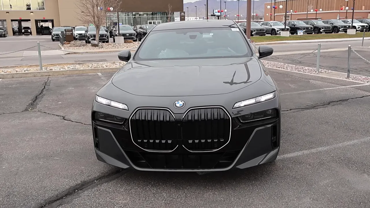 front view of 2026 BMW 760i showing prominent kidney grille and slim headlights