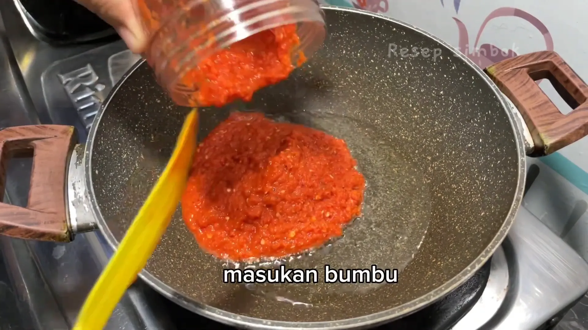 Bumbu halus rica-rica yang segar dan lengkap