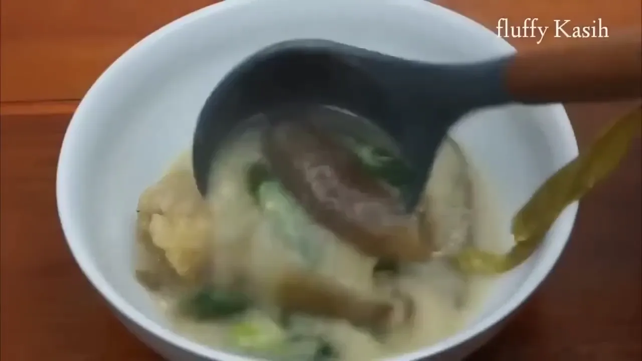 Oseng usus dengan lombok ijo dan pete yang menggugah selera