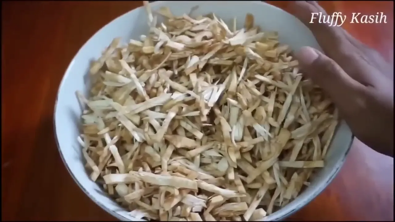 Tumis nangka muda dengan bumbu udang rebon dan sayur melinjo