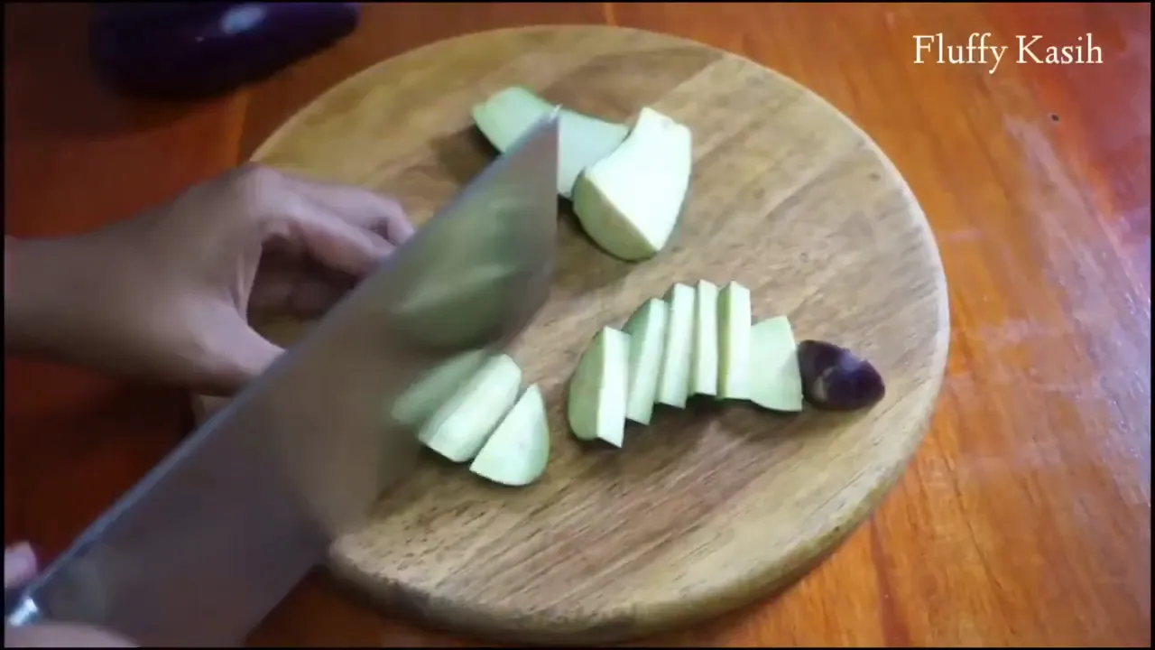 Potong dan rendam oyong sebelum dimasak