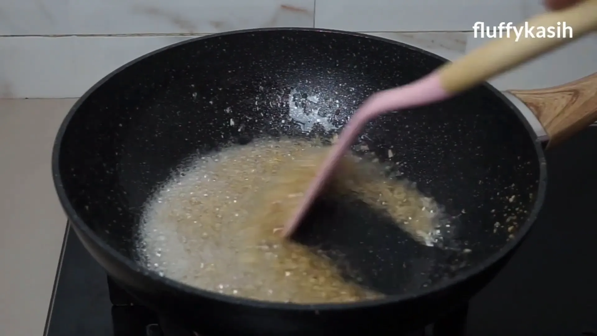 Tumis bumbu halus untuk bihun goreng