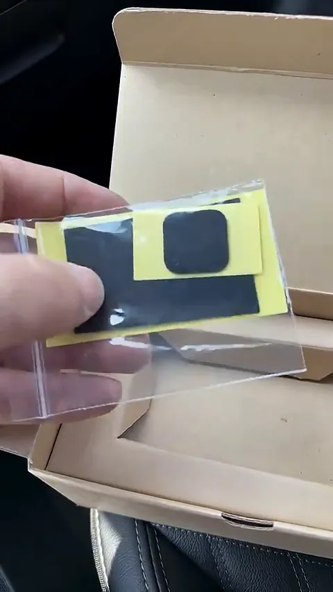 3M sticky pads for dash cam remounting