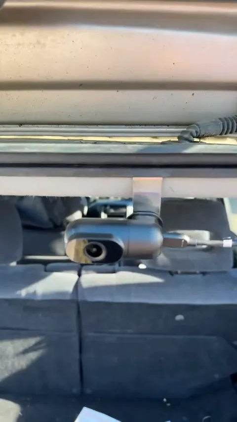 Rear camera mounted above rear window on 1999 Honda CRV