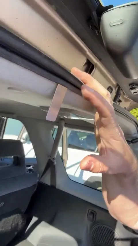 Rear camera mounting bracket used for clean installation