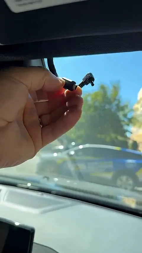 Thinkware U3000 dash cam wiring hidden near dashboard in 2025 Ford Explorer