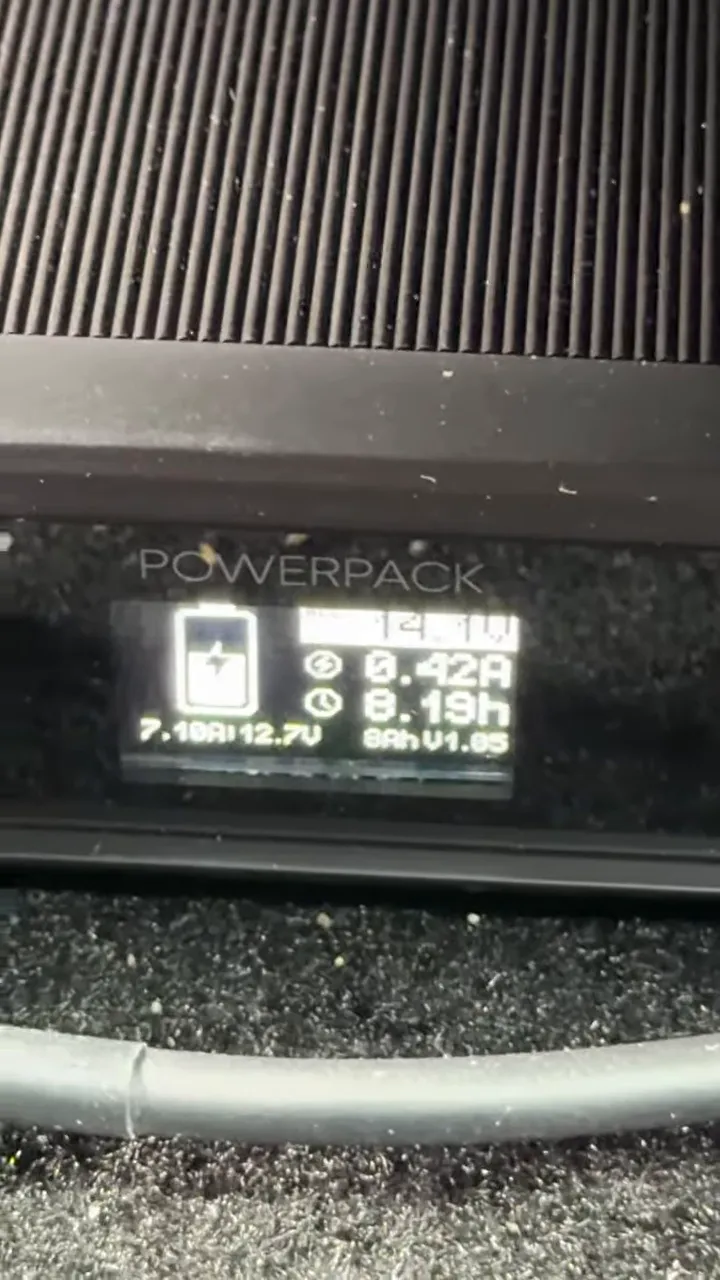 PowerPack display with battery pack percentage and health/performance metrics