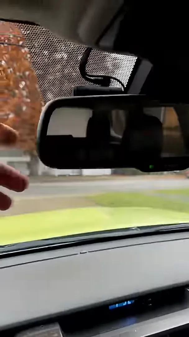 Wiring hidden in the headliner and routed to the rear