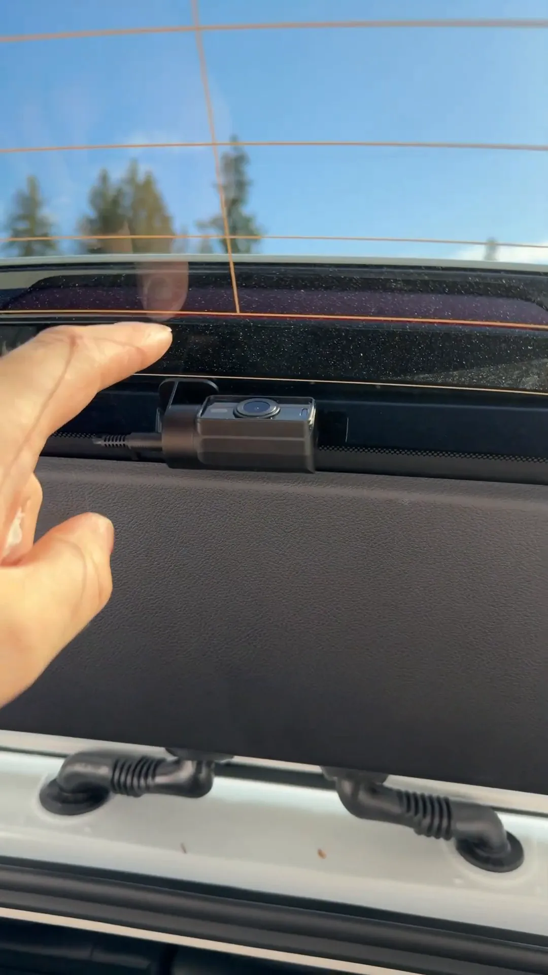 Rear camera installation in Lexus NX450H