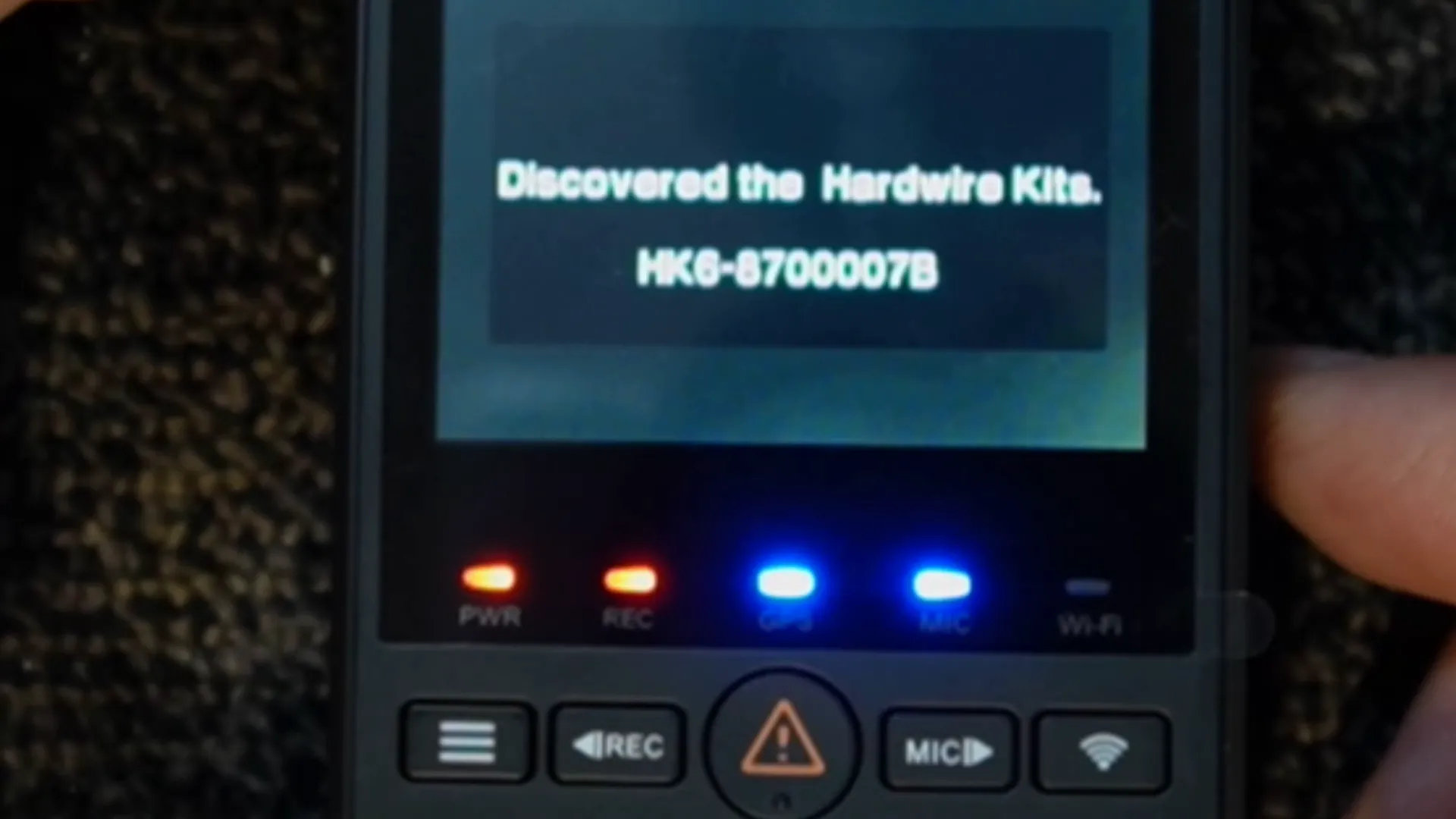 A329S displaying 'discovered the hardwire kit' message with HK6 connected