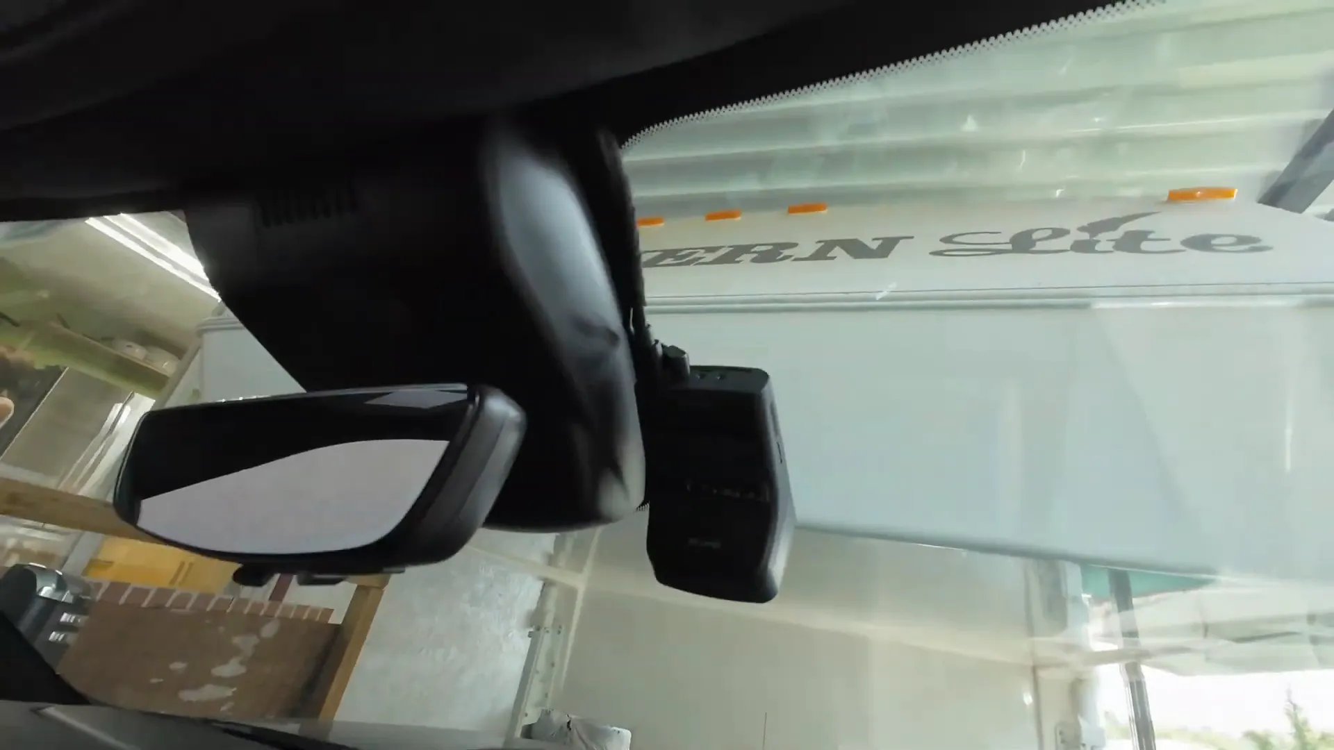 Mounting front dash camera on windshield