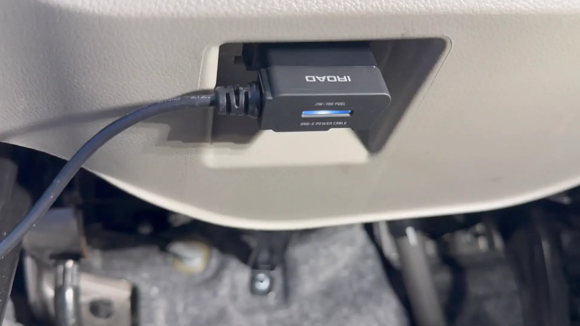 Connecting Dash Cam to OBD2 Port