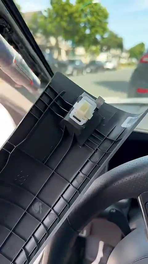 Driver's side airbag located behind the Hyundai Elantra's A-pillar