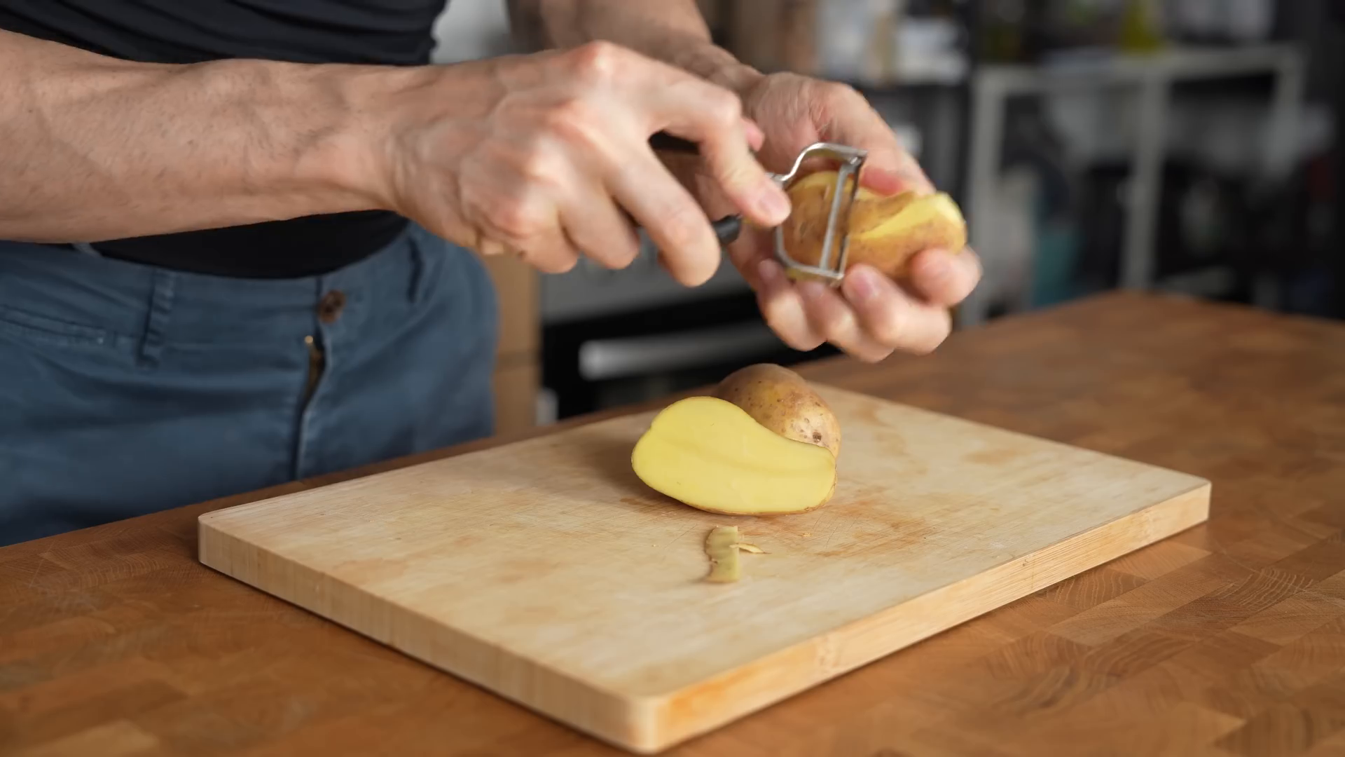 Waxy potatoes cut into thick planks