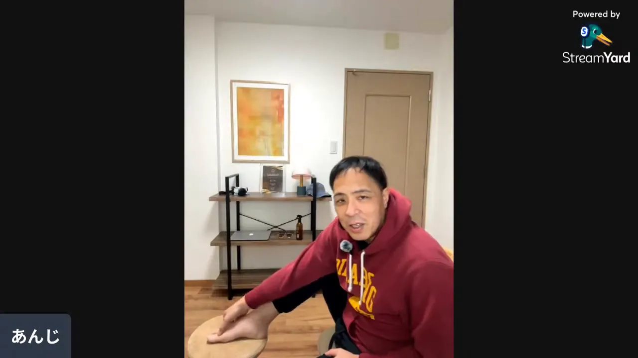 肝のツボ(太衝・行間)を押して巡りを整えるセルフケアの説明