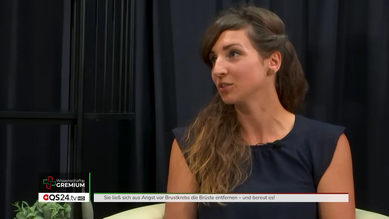 Sarah Neuendorf im Interview, klarer Schärfe, spricht ernsthaft