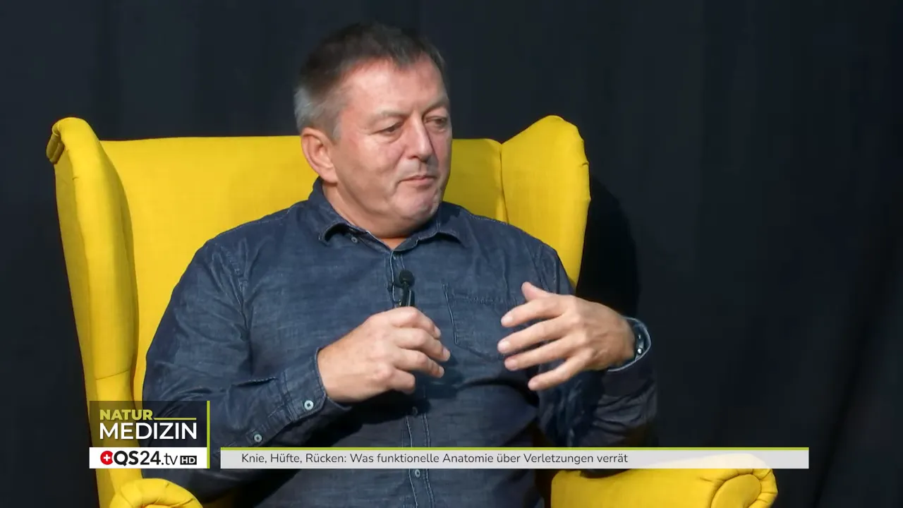 Eiskunstläuferin beim Abrollen nach Sturz