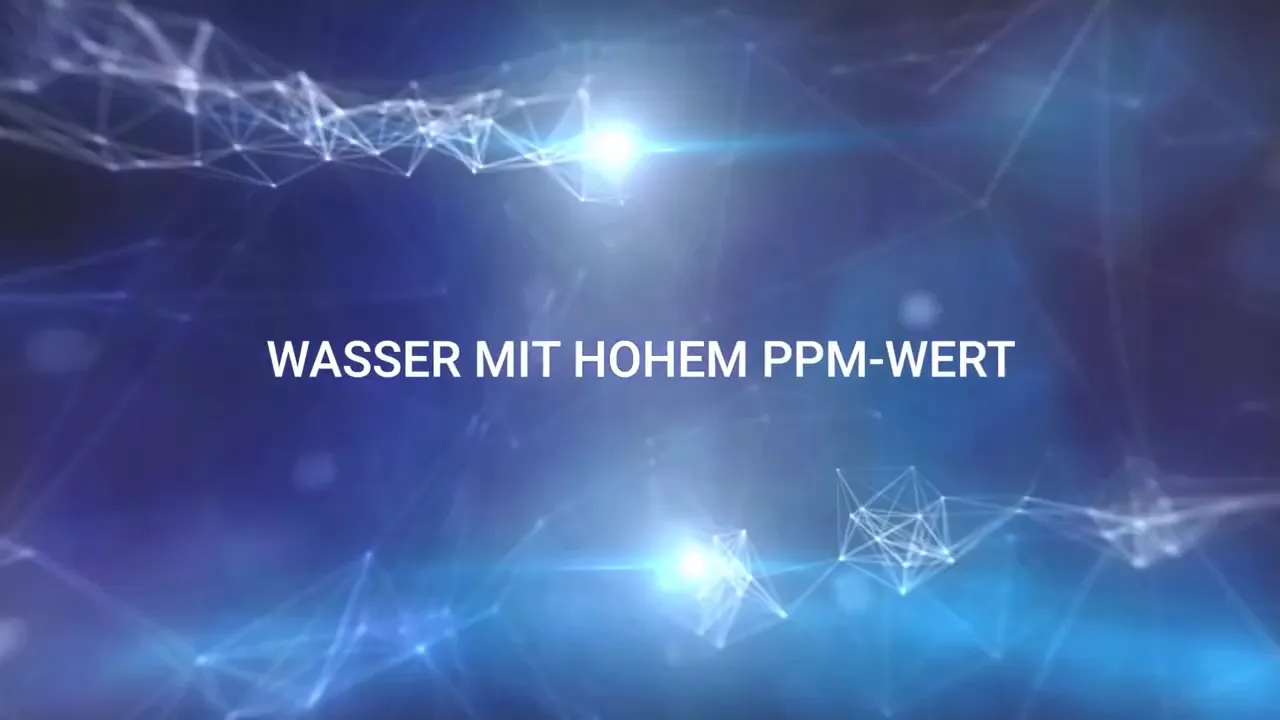 Text 'WASSER MIT HOHEM PPM-WERT' vor blauem, vernetztem Hintergrund