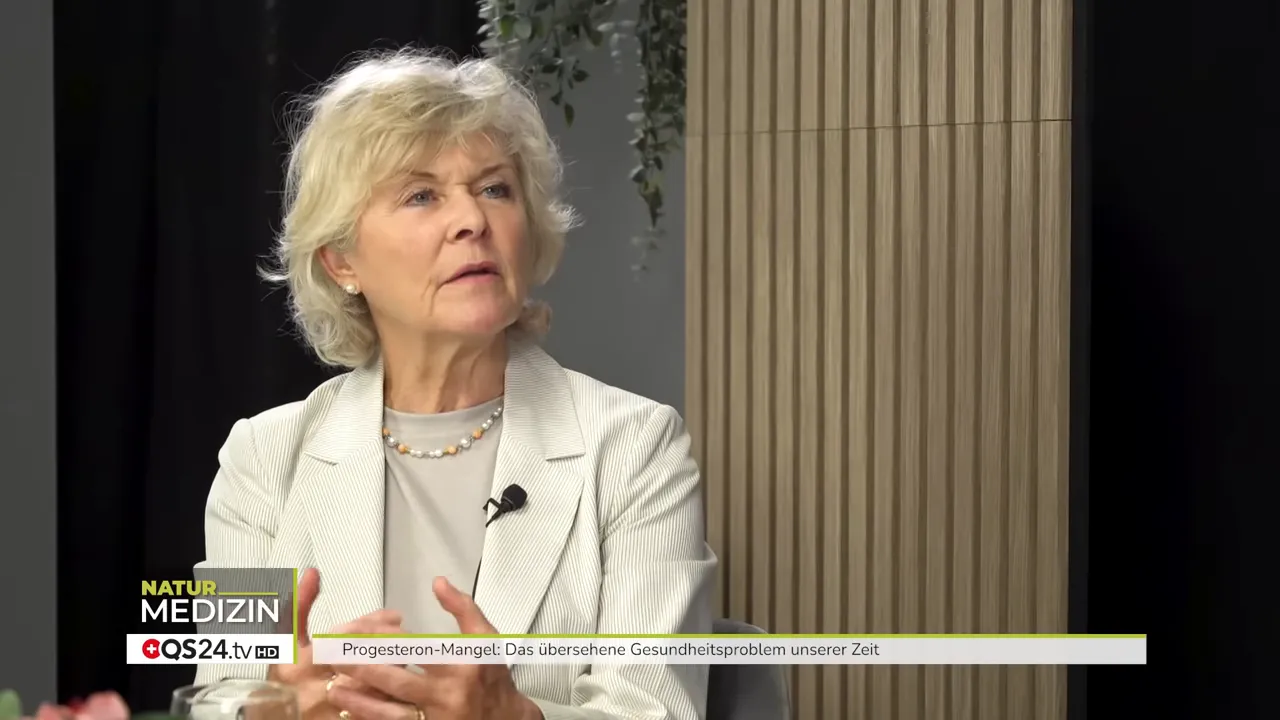 Patientengespräch über Wadenkrämpfe und Progesteron