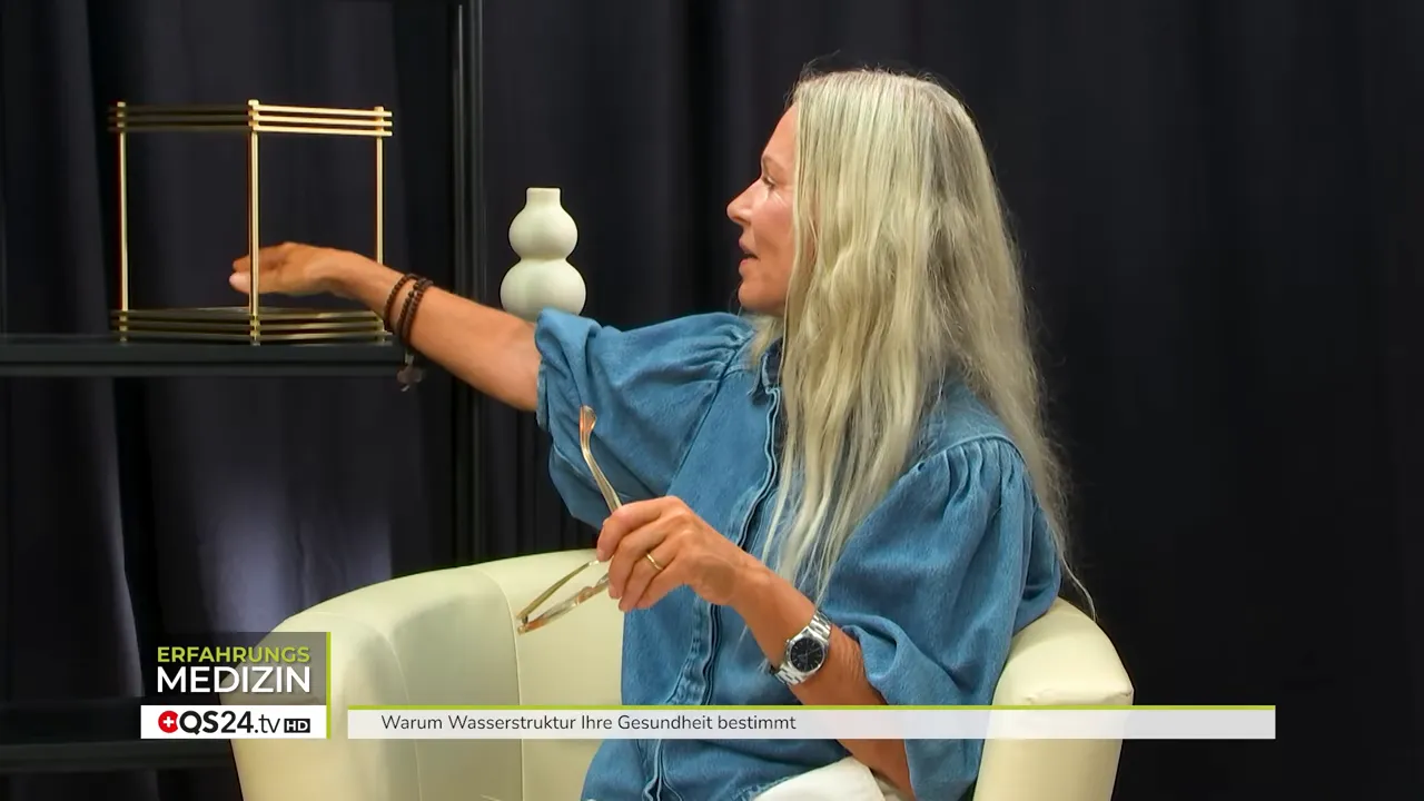 Warum die Wasserstruktur Ihre Gesundheit bestimmt - Interview mit Philipp Samor v. Holtzendorff-Fehling, Gründer von Leela Quantum Tech 3 Infinity Block im Studio