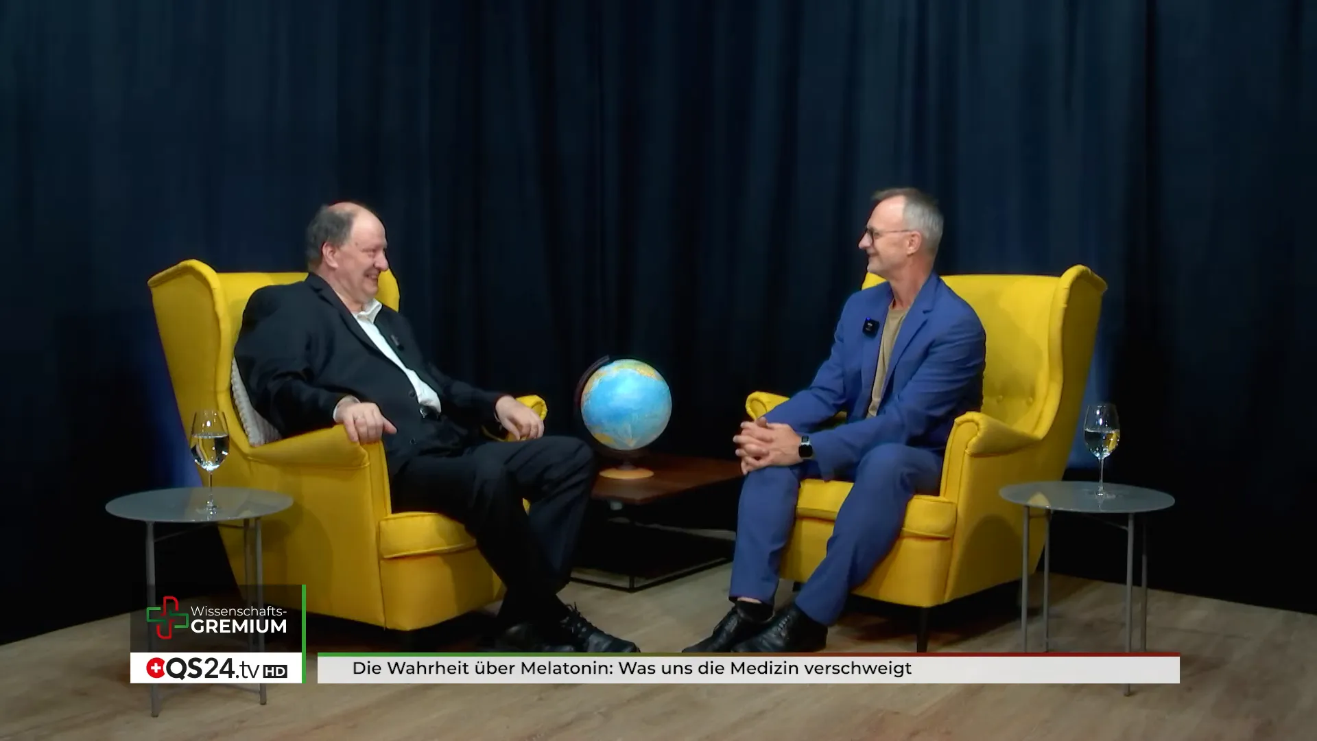 Kennen Sie die wahre Rolle von Melatonin? Ein Interview mit Dr. Burkhard Poeggeler, Melatonin‑Pionier 1 Alexander Glogg begrüßt Dr. Burkhard Poeggeler im Studio