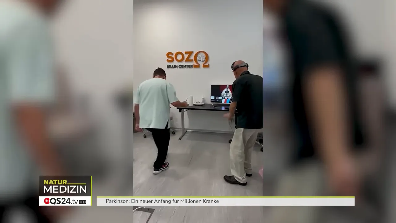 Fidias steht nach Behandlung auf und tanzt.