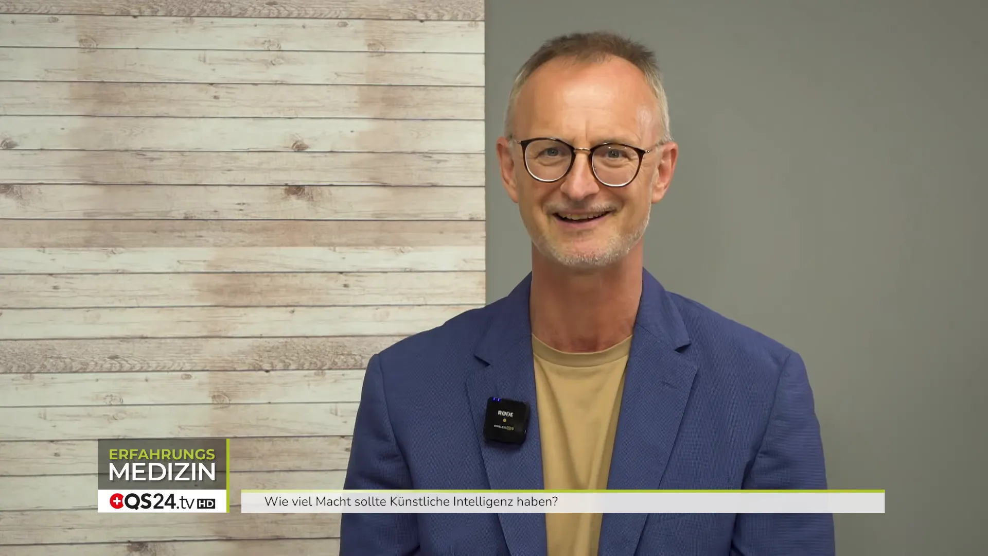 Begrüssung im Studio von QS24