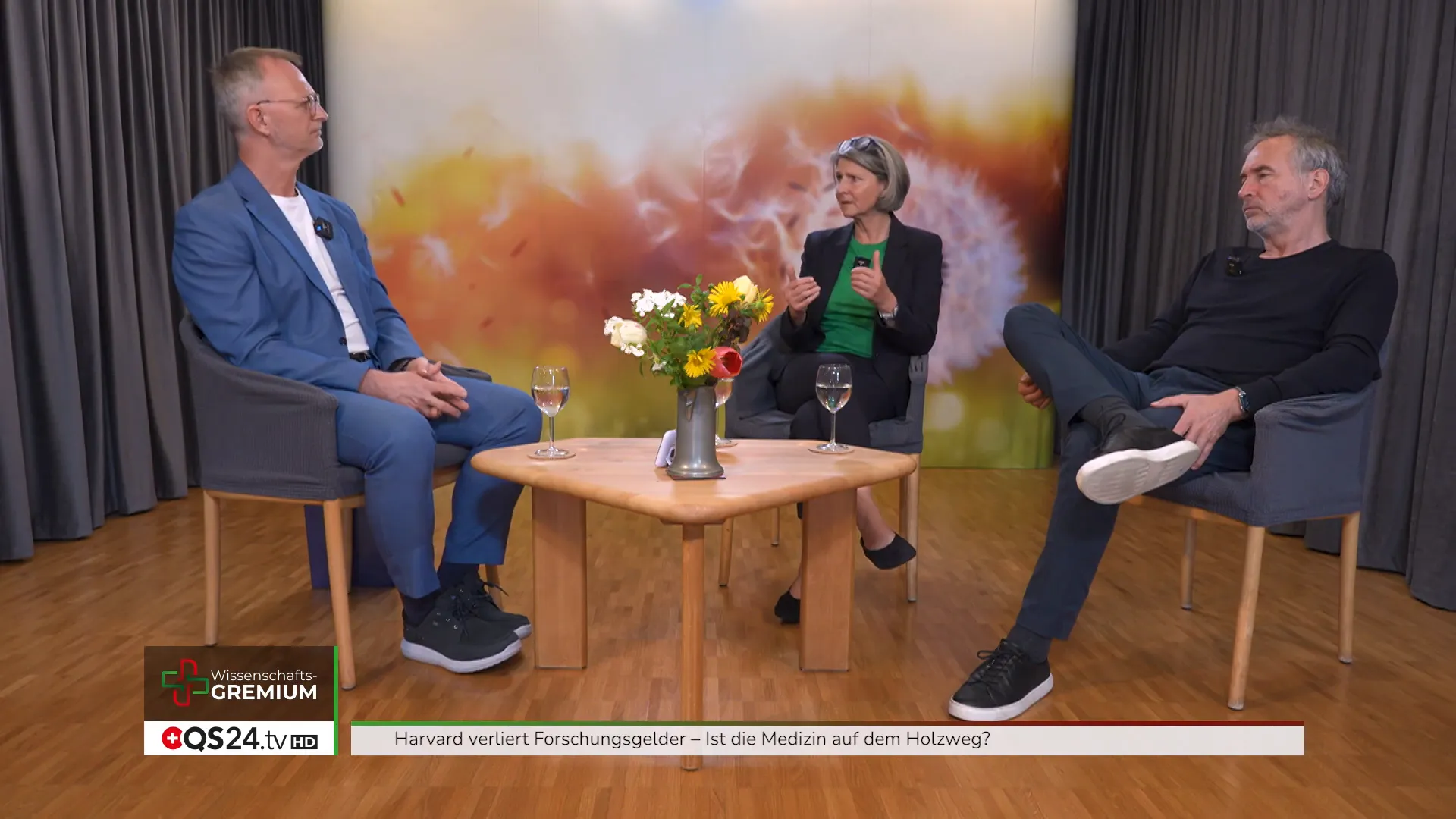 Diskussion über neue medizinische Bewegungen und Hoffnung