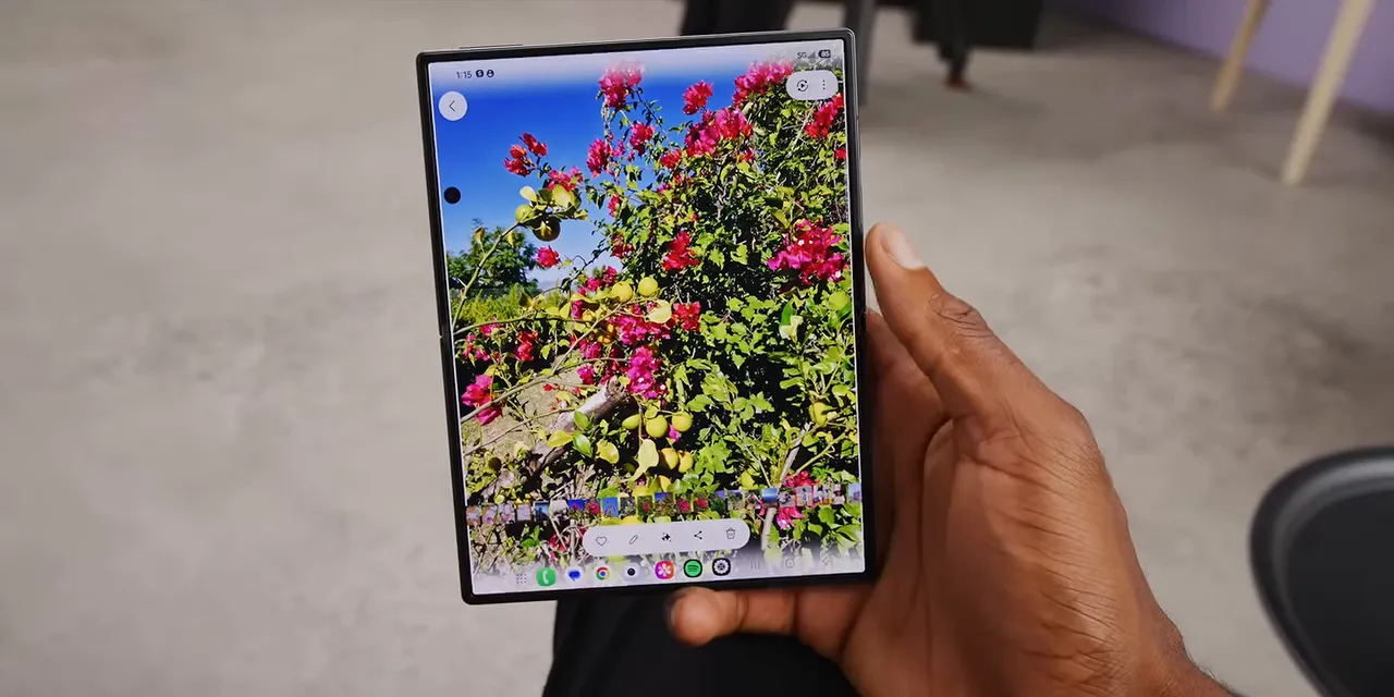 Open Galaxy Z Fold 8 displaying a flower photograph across its inner screen