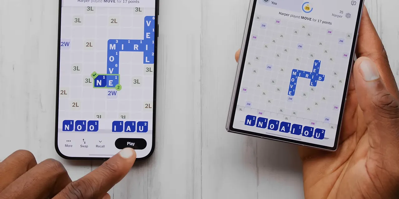 Crossplay game displayed on a conventional phone beside the folded Fold 8