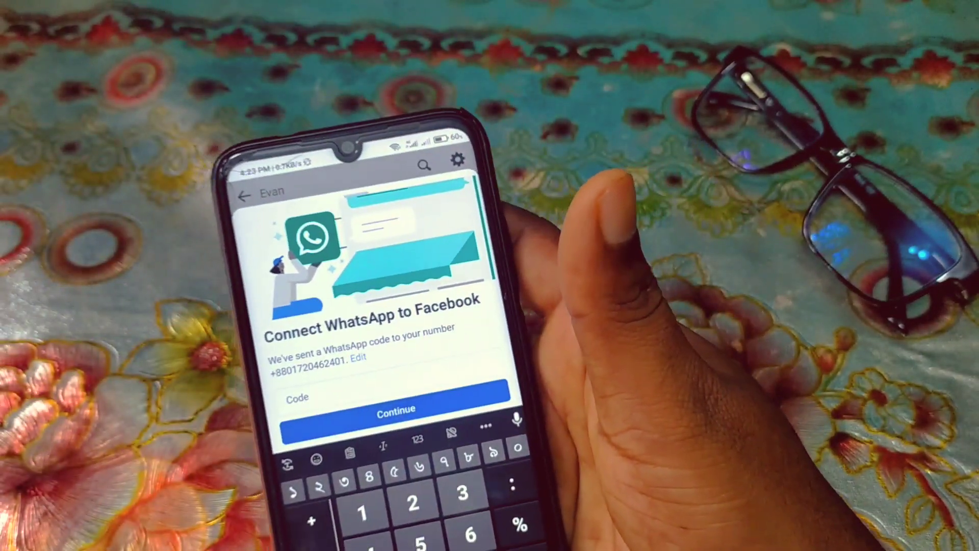 Connecting WhatsApp Screenshot