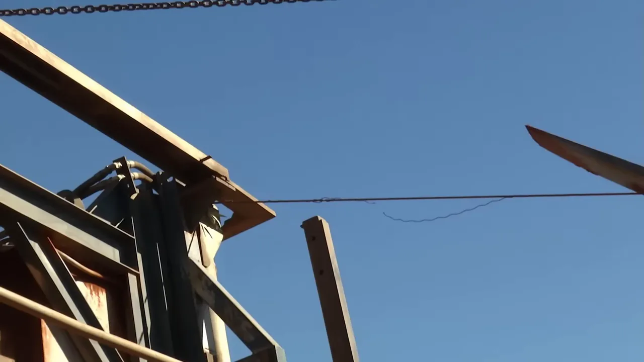 Frayed winch cable during recovery