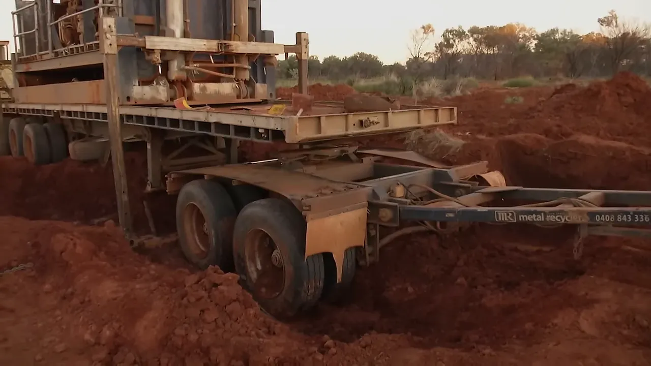 Crusher up on its legs ready for the critical pull
