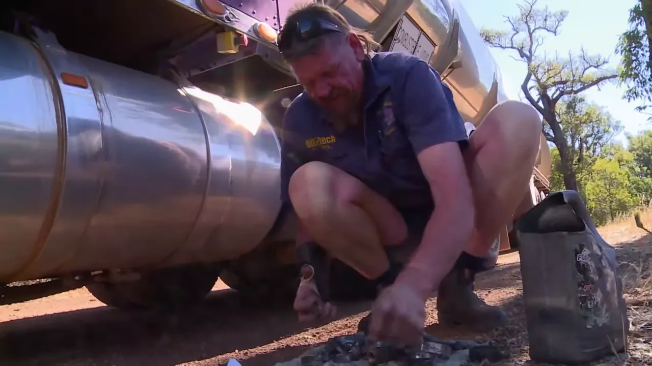 Sludge testing a spare bolt to fit the alternator