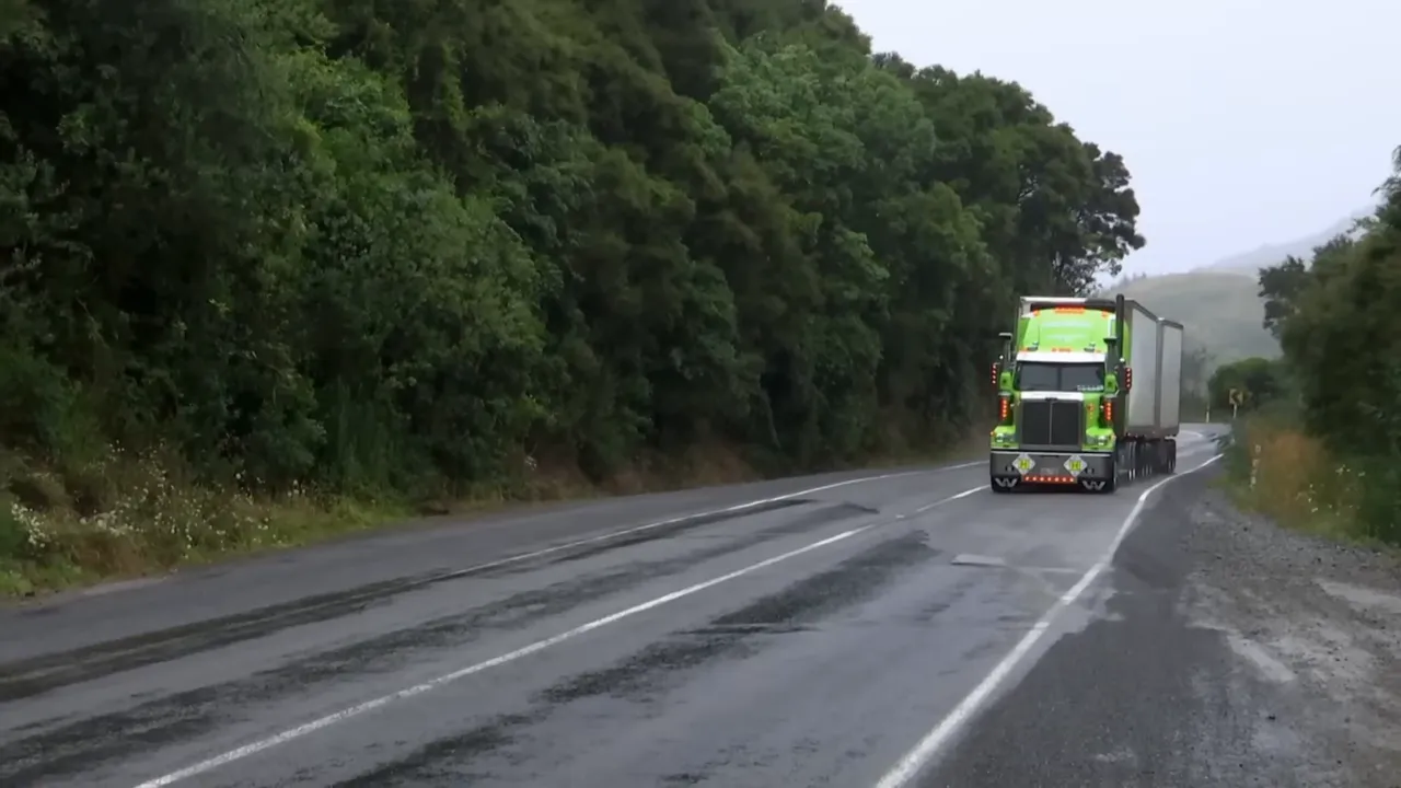 Sludge hauling two refrigerated trailers full of nectarines