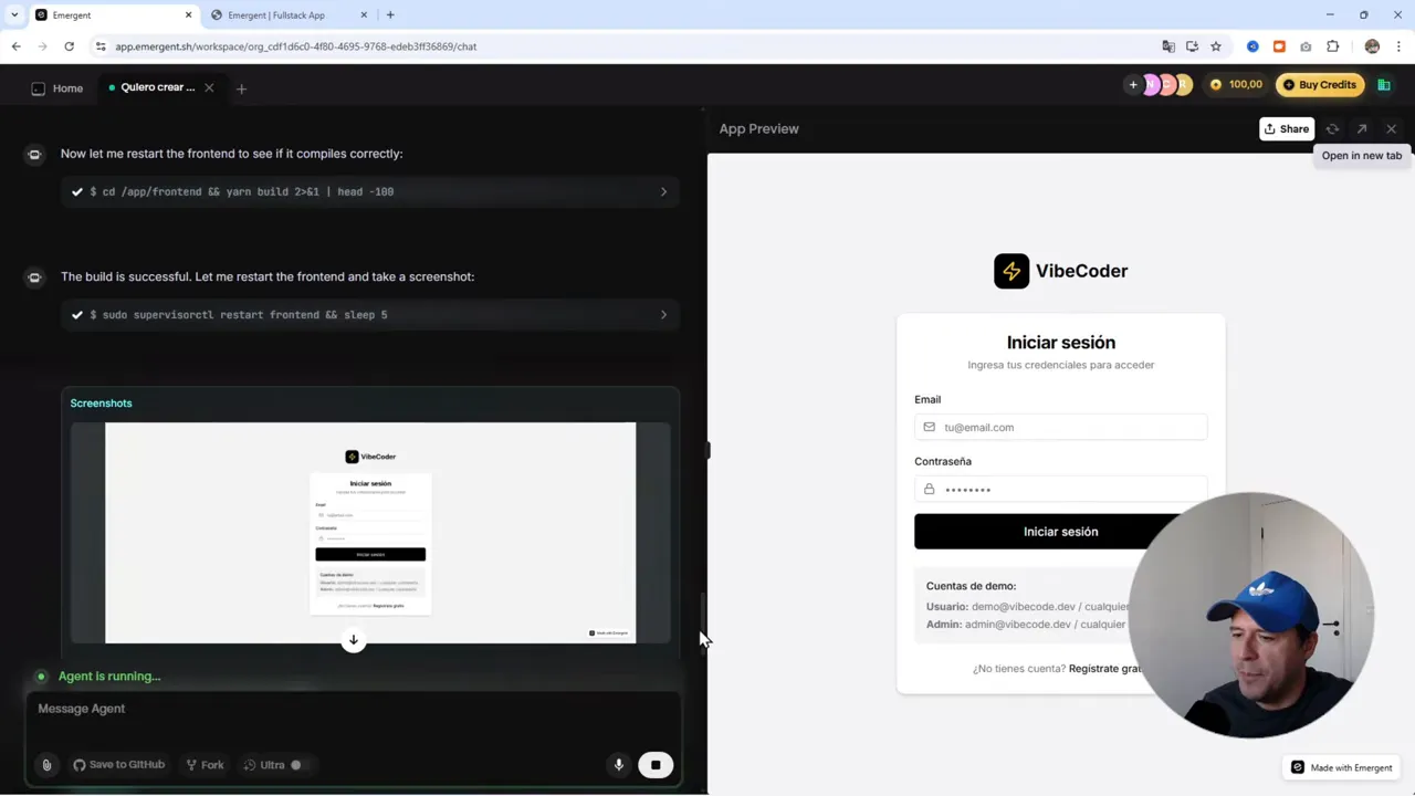 Panel dividido con la consola del agente a la izquierda (screenshots automáticos) y la vista previa de la app (pantalla de login) a la derecha.
