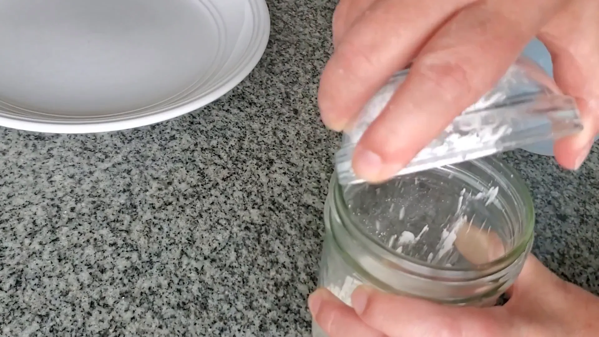Preparing the cornstarch slurry.