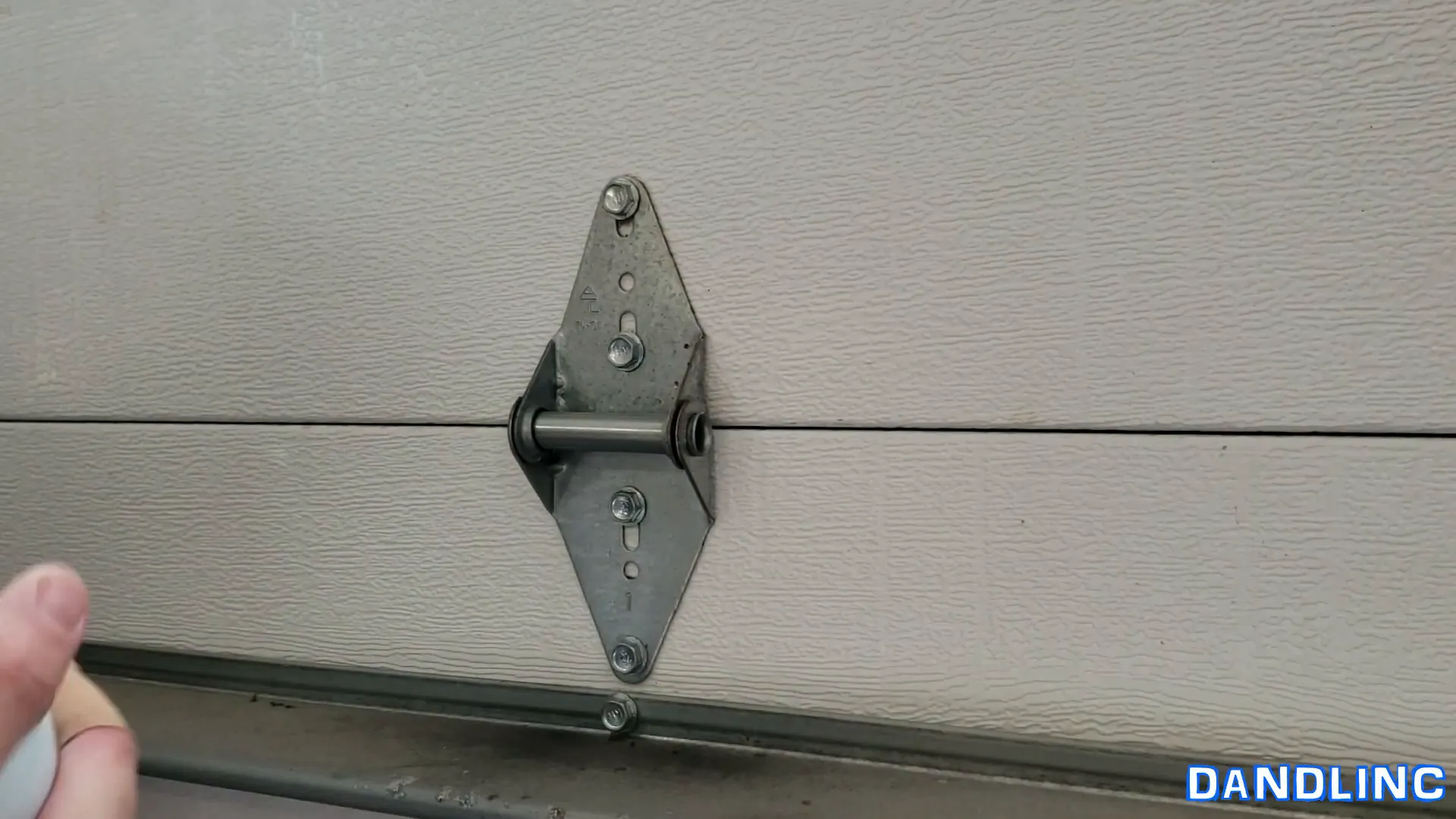Lubricating the door hinges