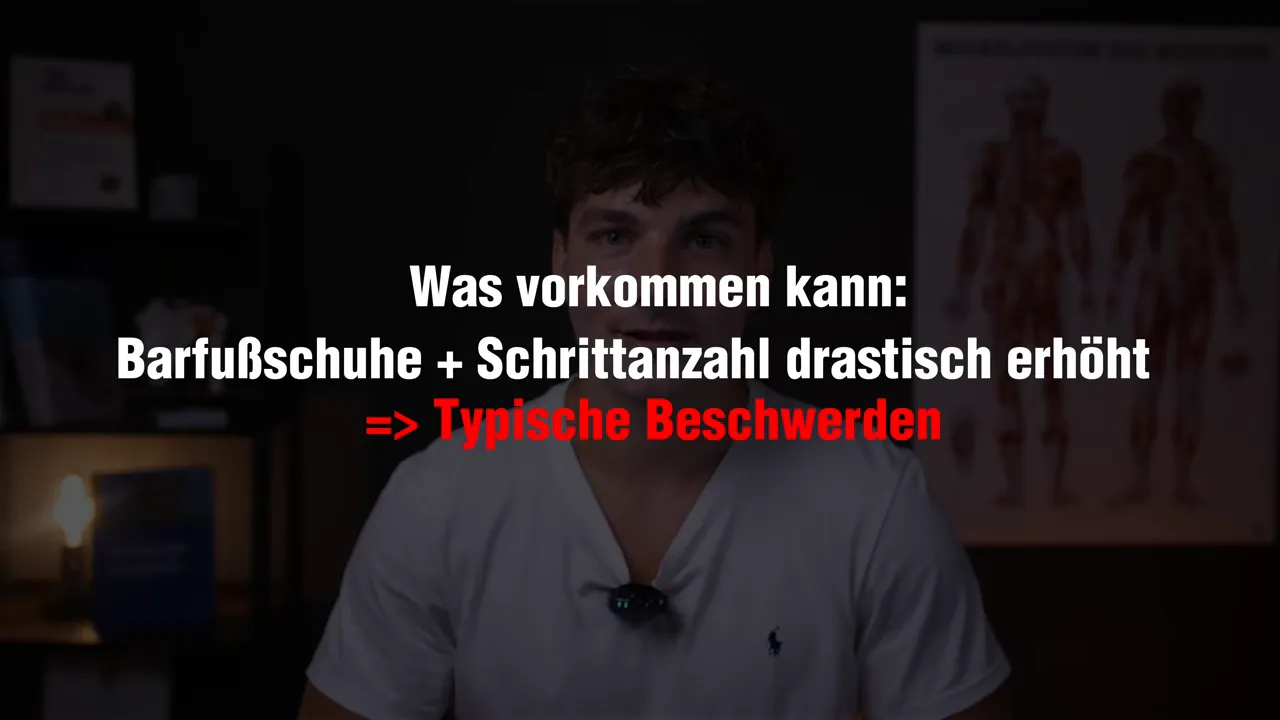 Textgrafik mit Hinweis: Barfußschuhe und Schrittanzahl erhöhen typische Beschwerden bei Fersenspoorn