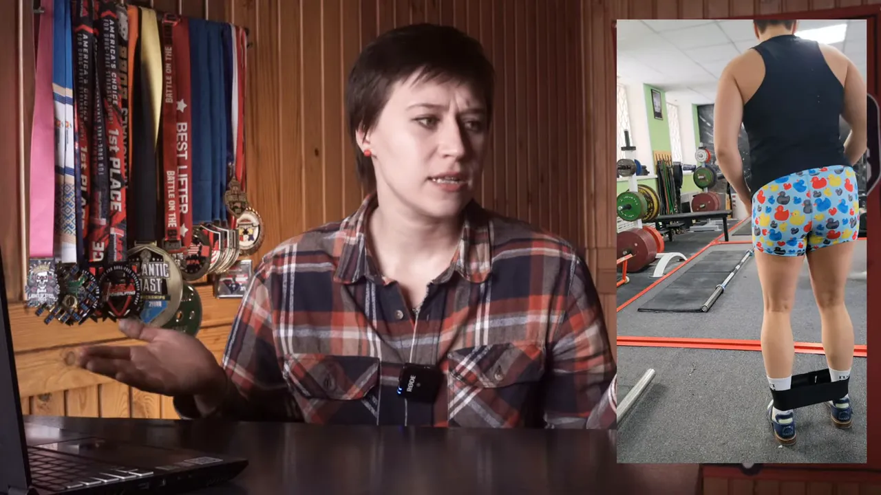 Split-screen: presenter at a desk with an inset photo showing an athlete from behind wearing a resistance band around the ankles, highlighting the glutes.