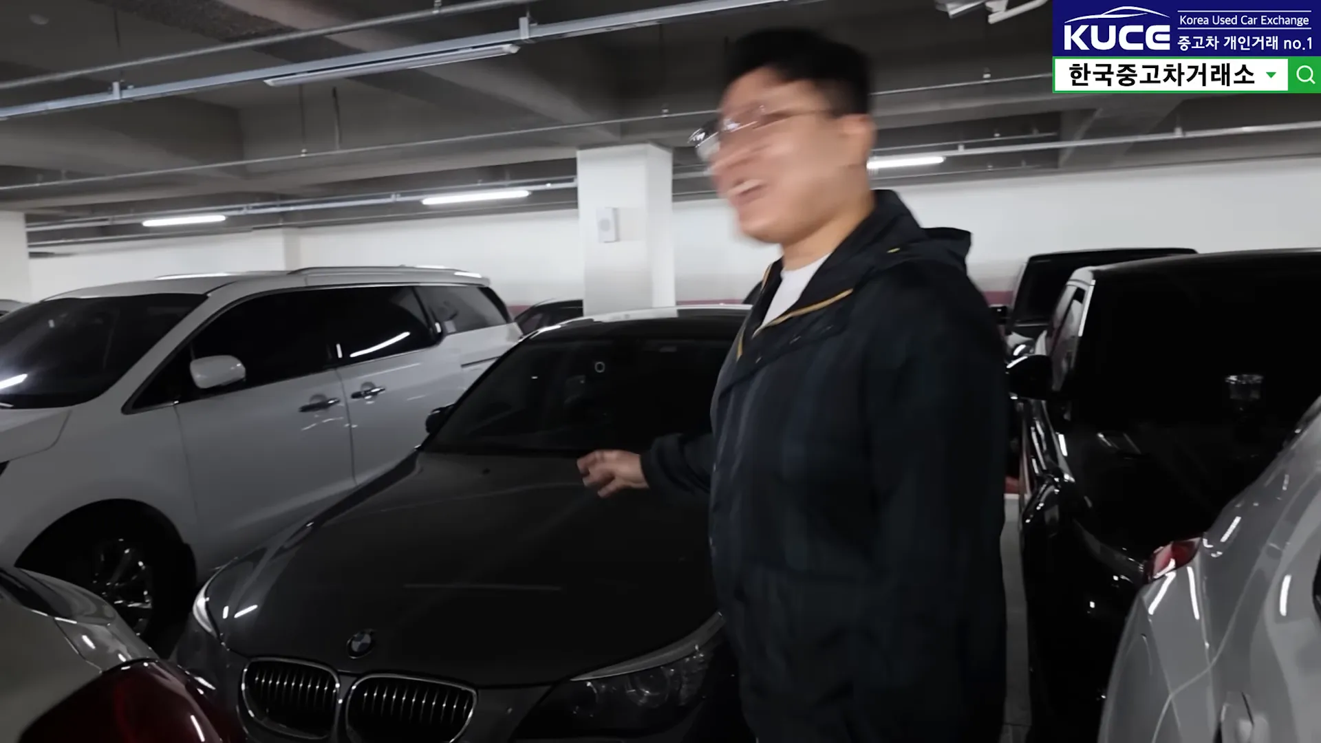 BMW 내부 모습