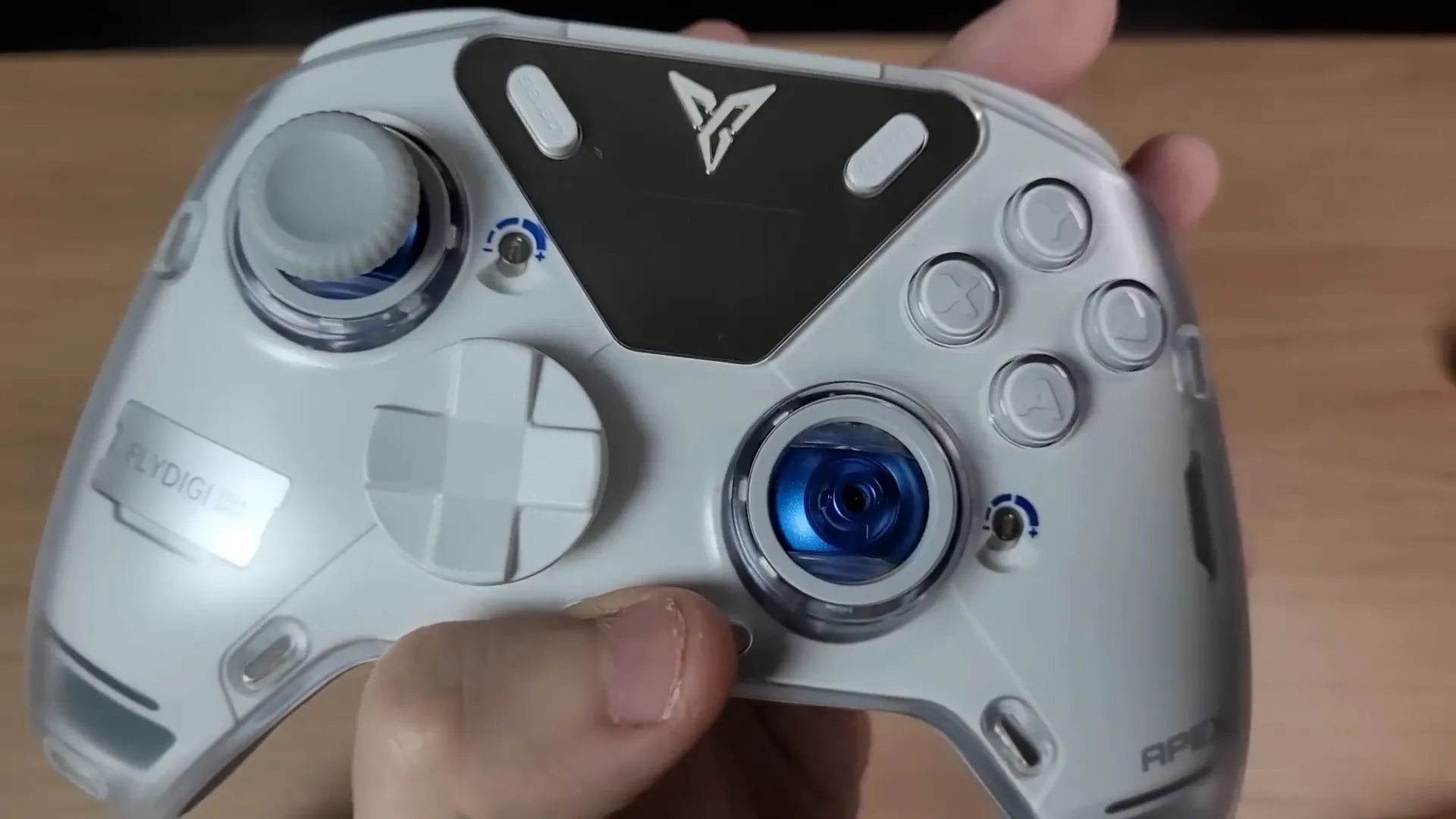 Flydigi Apex 4 analog sticks with adjustable tension screws