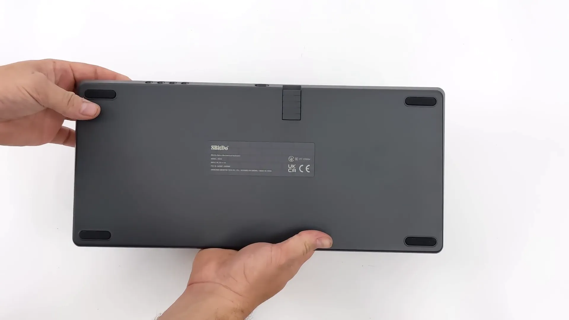 Connectivity options for the keyboard